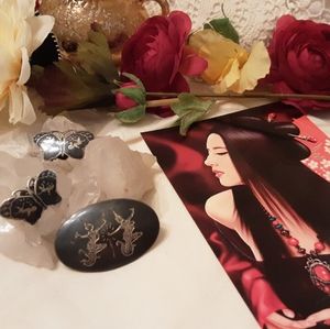 ANTIQUE, 925 STERLING SILVER. SIAM NIELLO DANCERS PIN & EARRINGS SET